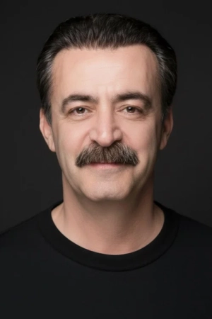 Левент Улген